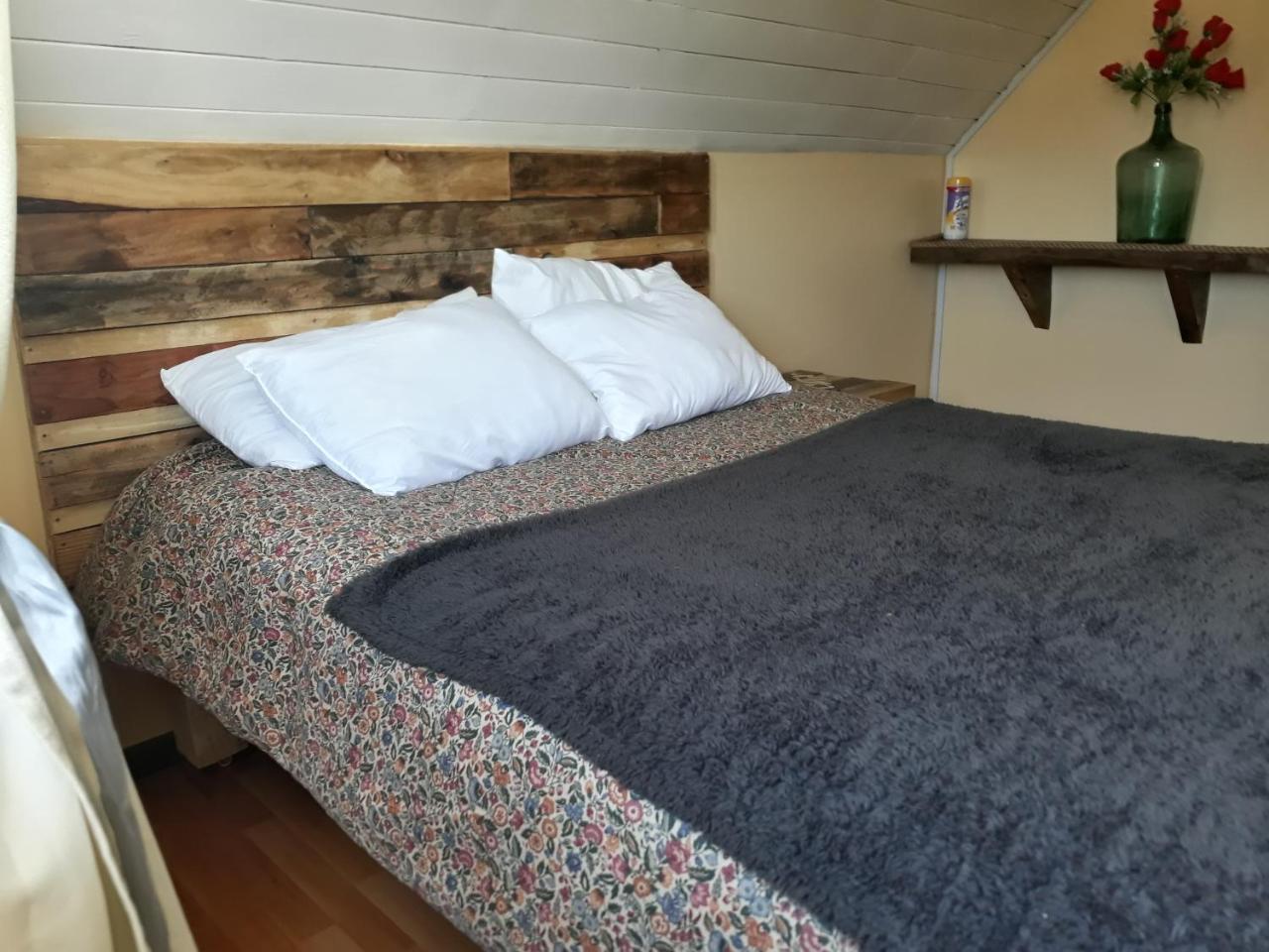 بانغويبولي La Llar Hostel المظهر الخارجي الصورة