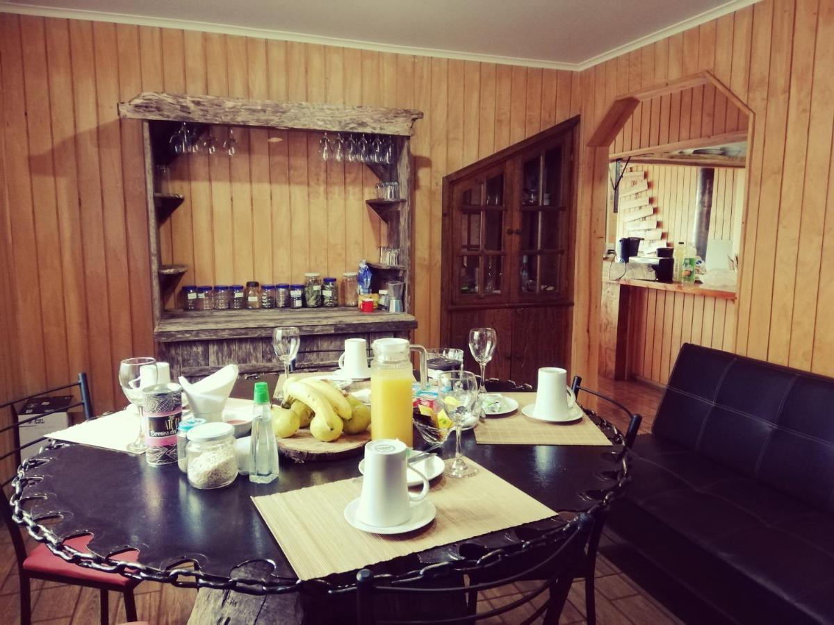 بانغويبولي La Llar Hostel المظهر الخارجي الصورة